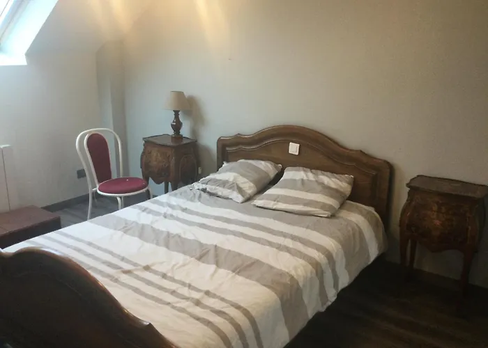 Proche Centre Et Gare 펜션 *